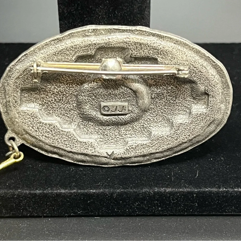 JJ Jonette bolo tie / brooch pin. Vintage and rare
